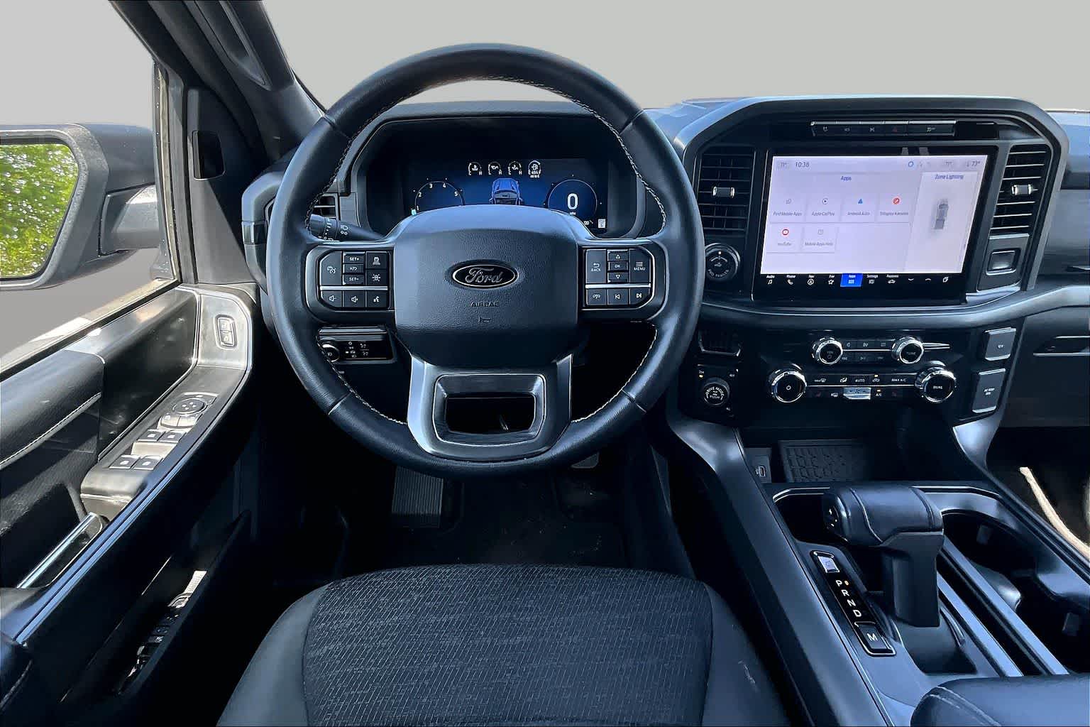 View vehicle photo 5