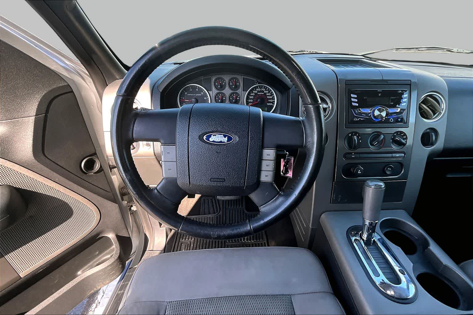 View vehicle photo 5