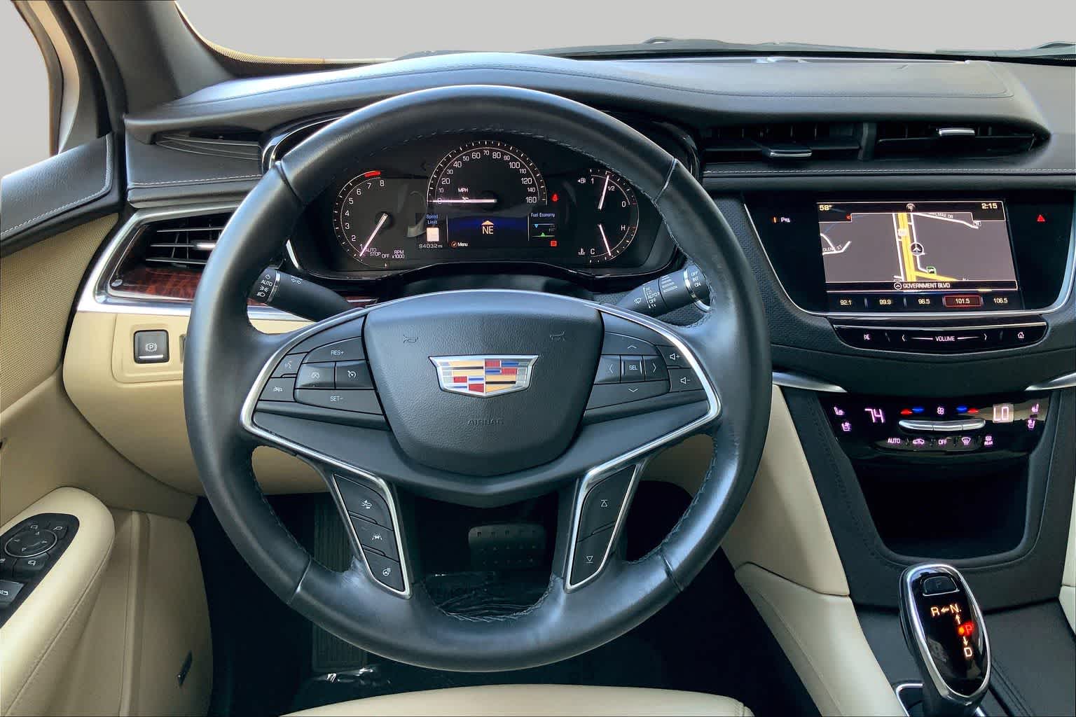 View vehicle photo 5