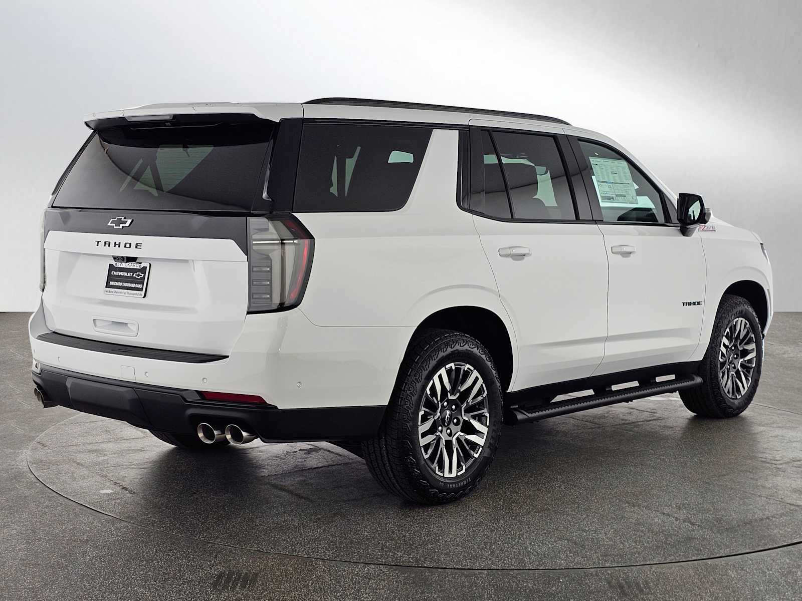 View vehicle photo 3