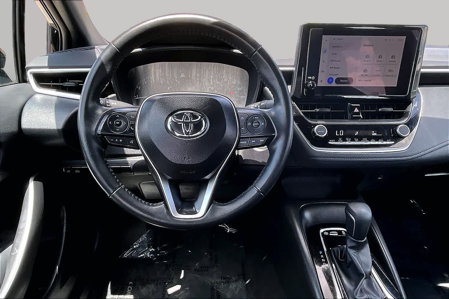 View vehicle photo 5