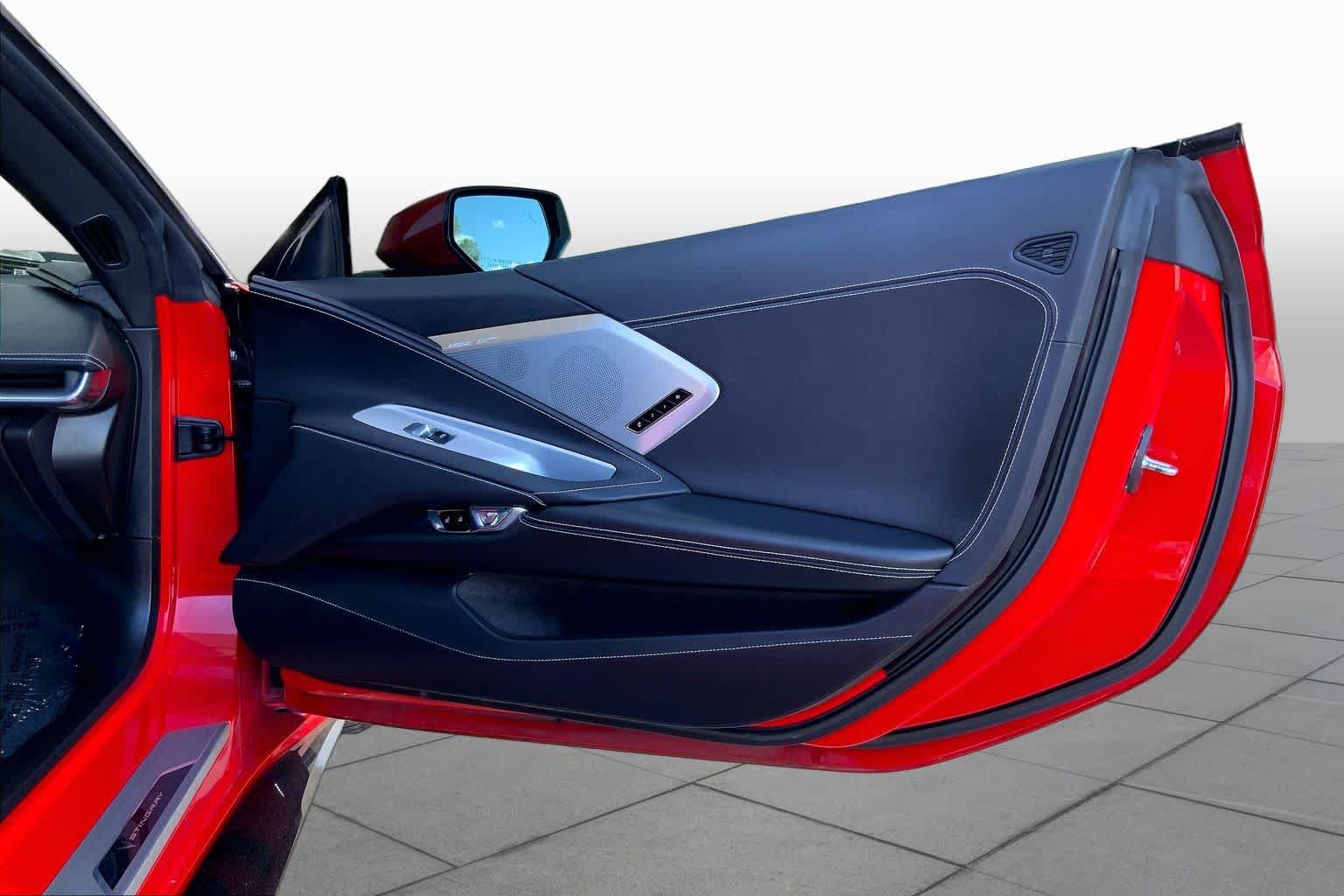Used 2021 TORCH RED Chevrolet 2LT image 19