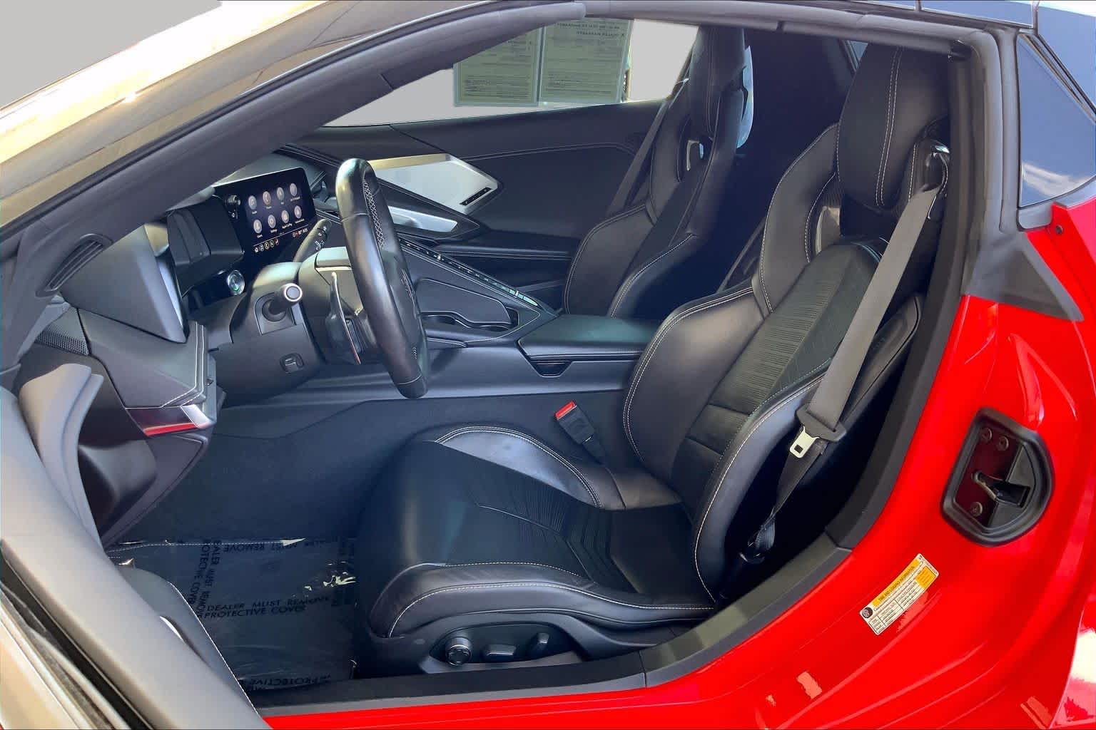 Used 2021 TORCH RED Chevrolet 2LT image 7