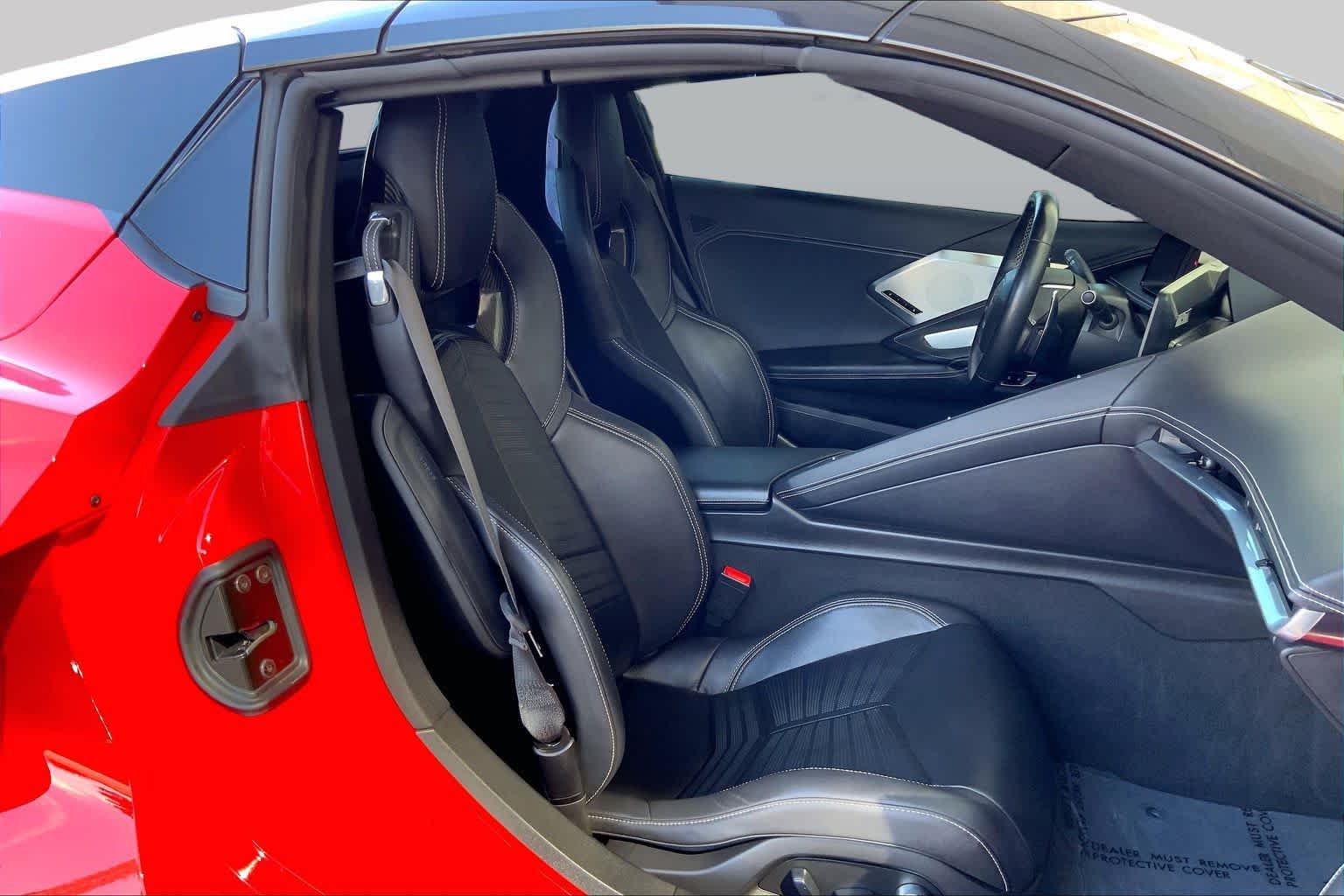 Used 2021 TORCH RED Chevrolet 2LT image 8