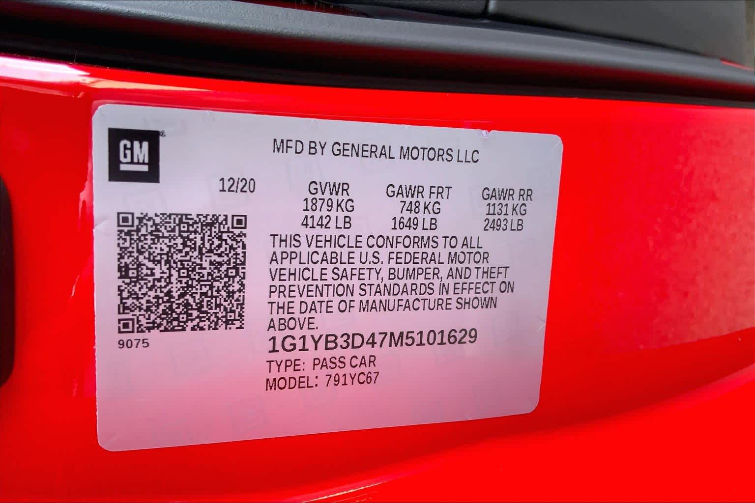 Used 2021 TORCH RED Chevrolet 2LT image 30