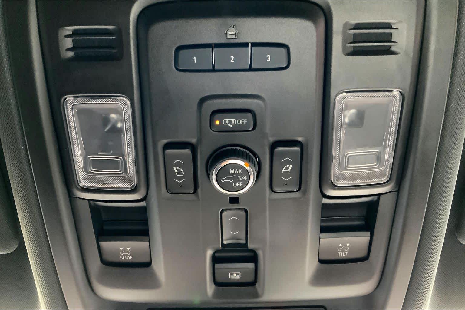 Used 2024 Iridescent Pearl Tricoat Chevrolet High Country image 35