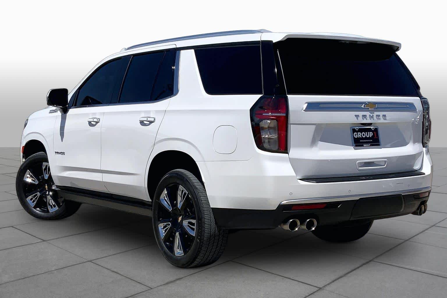 Used 2024 Iridescent Pearl Tricoat Chevrolet High Country image 12