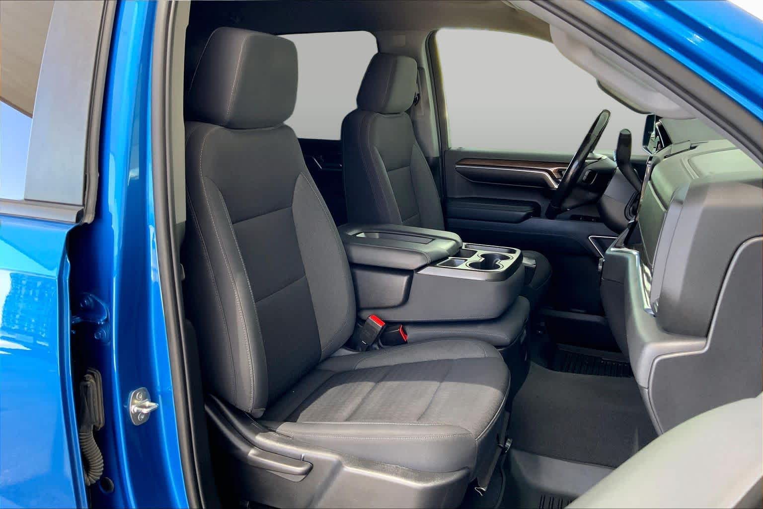 Used 2022 GLACIER BLUE METALLIC Chevrolet LT image 9