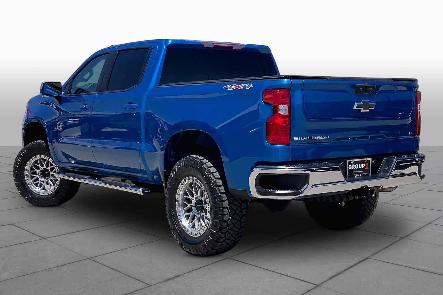 Used 2022 GLACIER BLUE METALLIC Chevrolet LT image 12