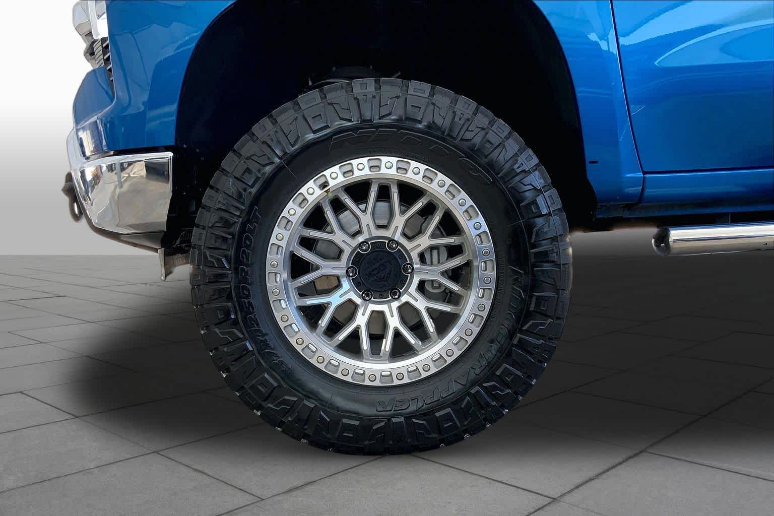 Used 2022 GLACIER BLUE METALLIC Chevrolet LT image 11