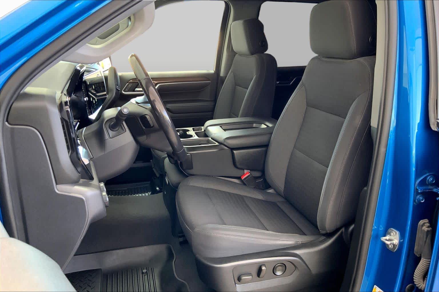Used 2022 GLACIER BLUE METALLIC Chevrolet LT image 8