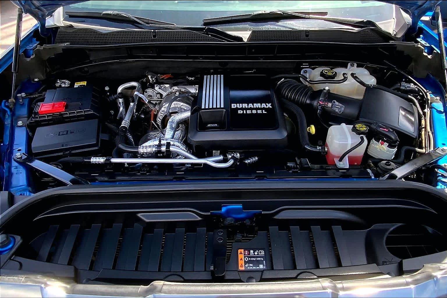 Used 2023 Dynamic Blue Metallic GMC AT4 image 32