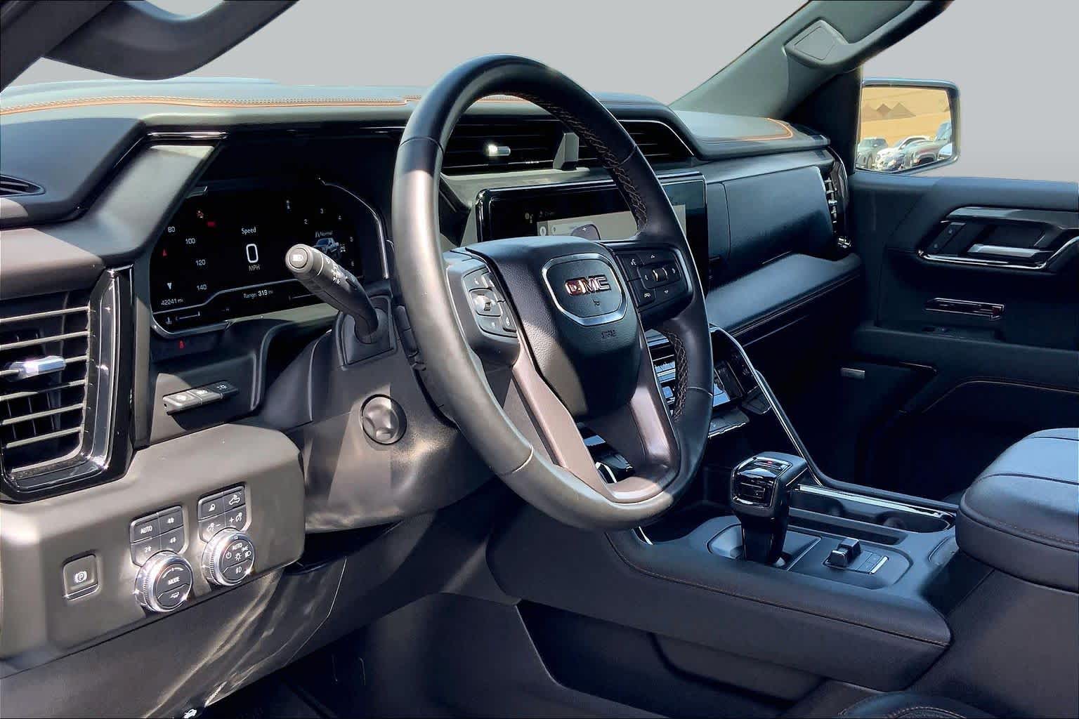 Used 2023 Dynamic Blue Metallic GMC AT4 image 18