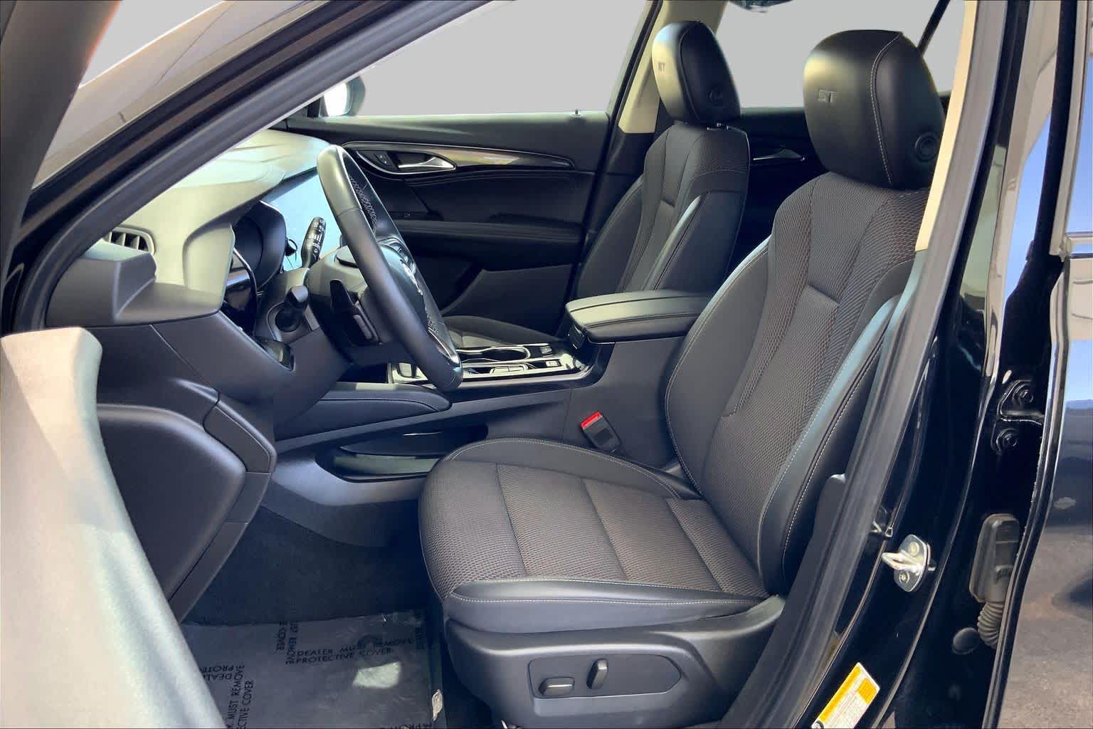 Pre-Owned 2022 Buick Envision Preferred