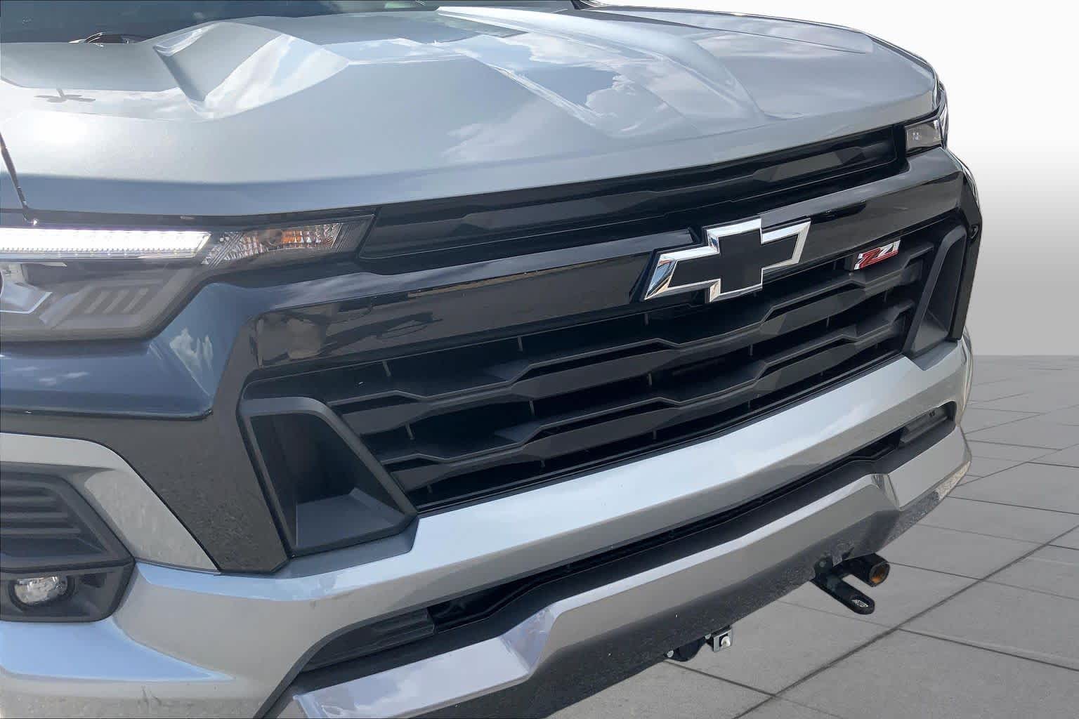 Used 2025 Sterling Gray Metallic Chevrolet Z71 image 58