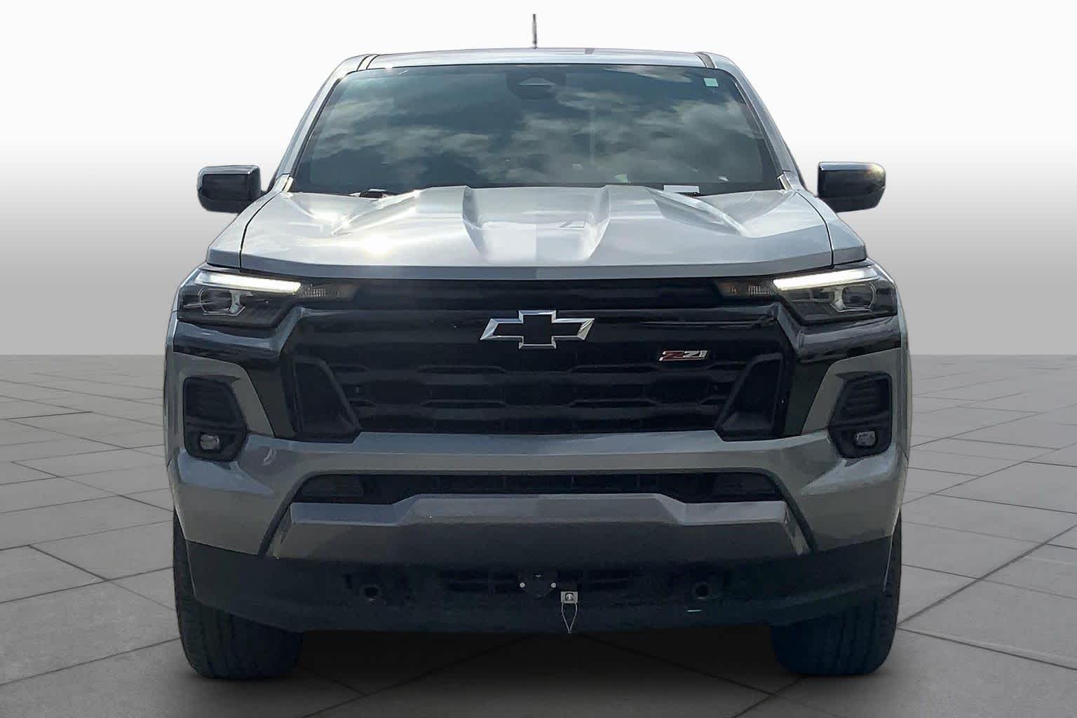 Used 2025 Sterling Gray Metallic Chevrolet Z71 image 6
