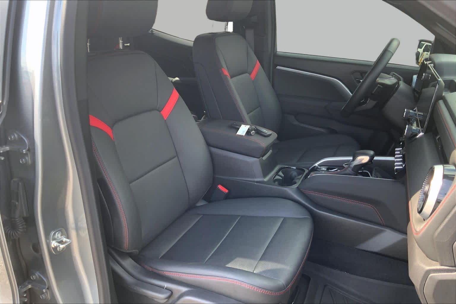 Used 2025 Sterling Gray Metallic Chevrolet Z71 image 16