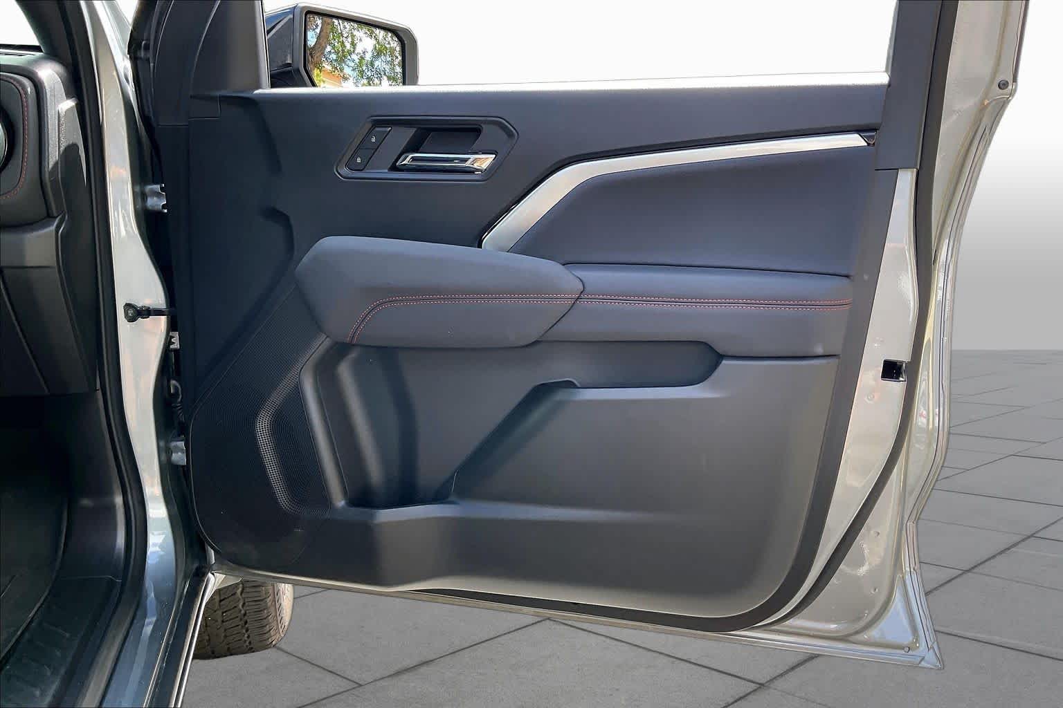 Used 2025 Sterling Gray Metallic Chevrolet Z71 image 45
