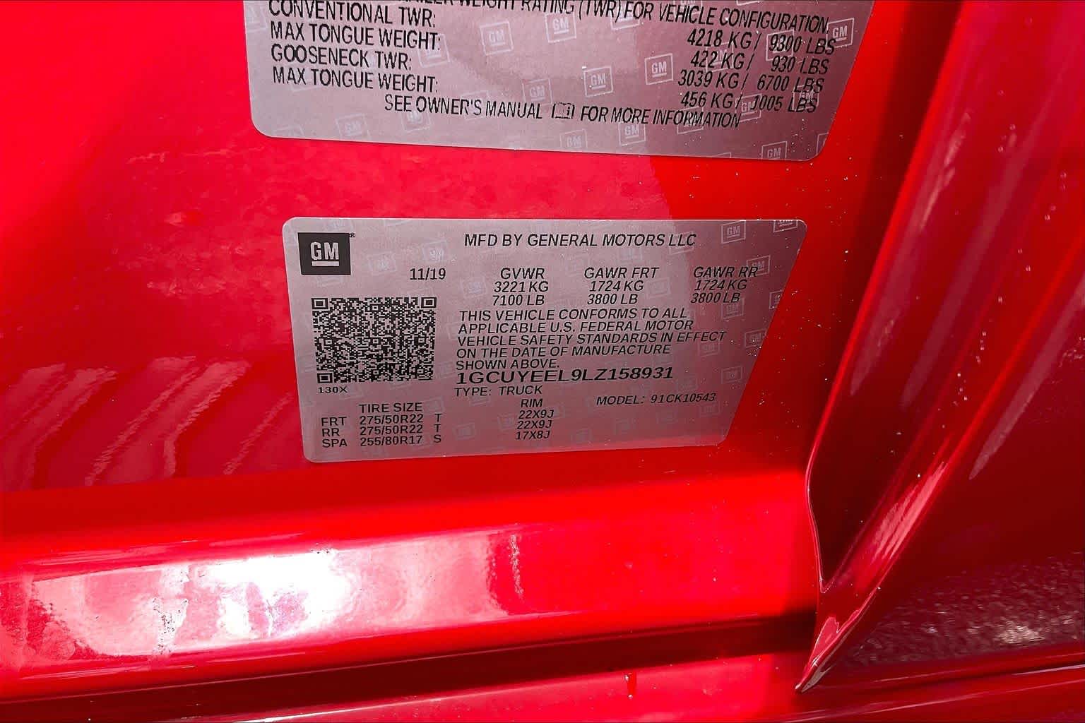 Used 2020 RED HOT Chevrolet RST image 30