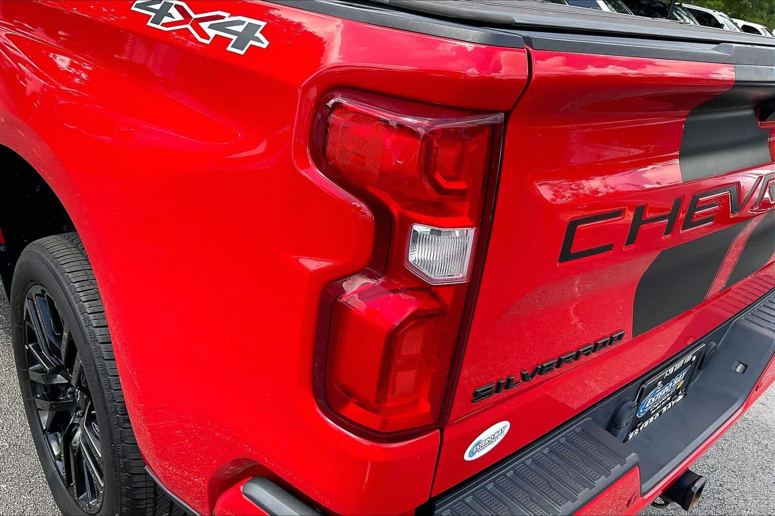 Used 2020 RED HOT Chevrolet RST image 28