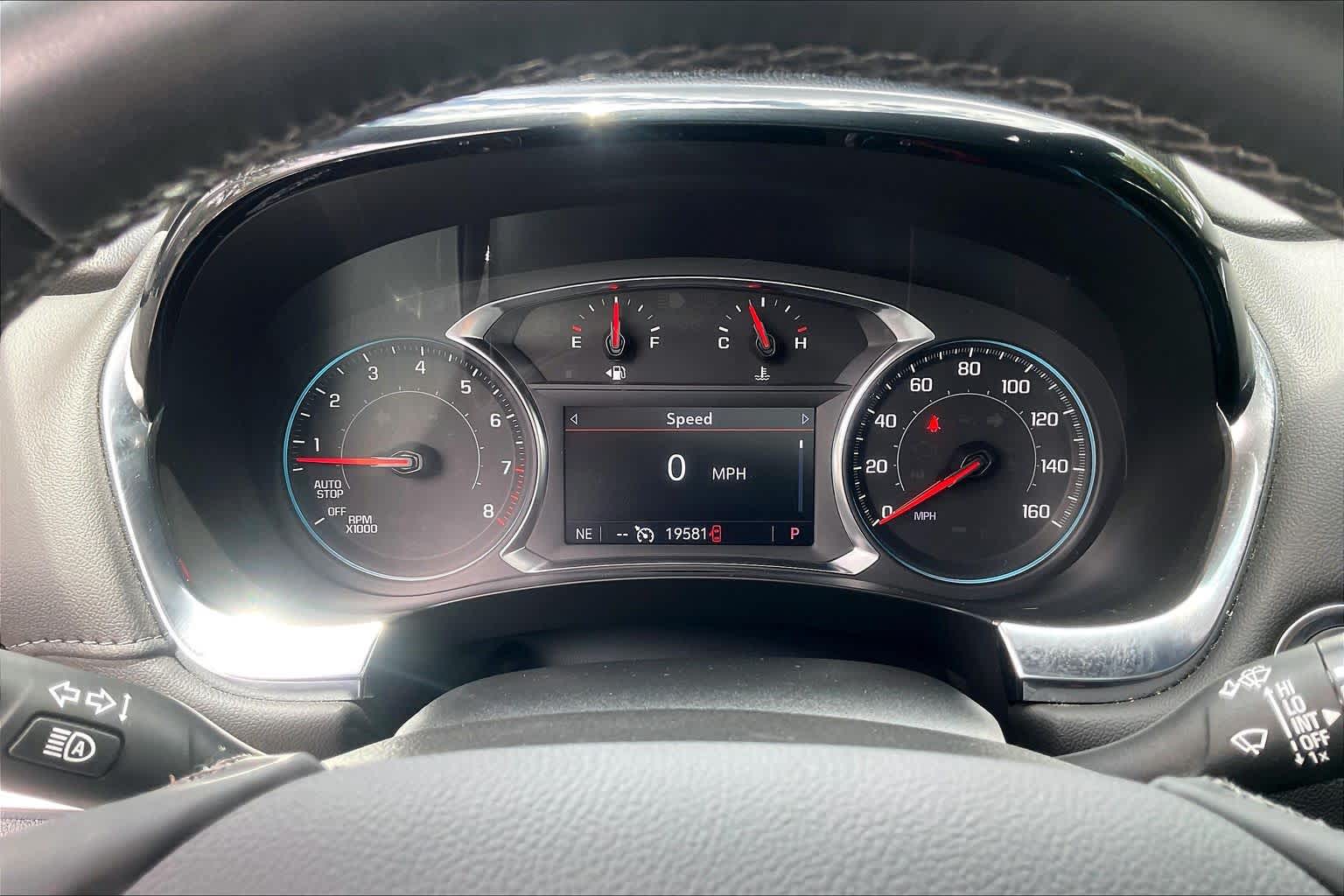 Used 2023 Summit White Chevrolet LT Cloth image 21