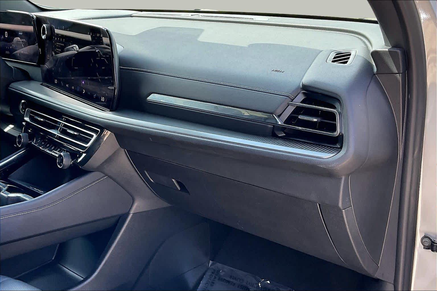 Used 2025 Sterling Gray Metallic Chevrolet LT image 16