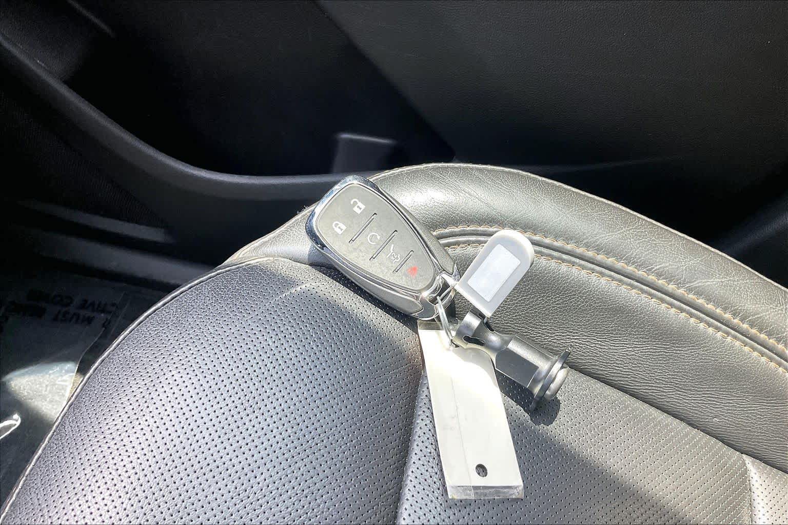 Used 2021 MOSAIC BLACK METALLIC Chevrolet Premier image 11
