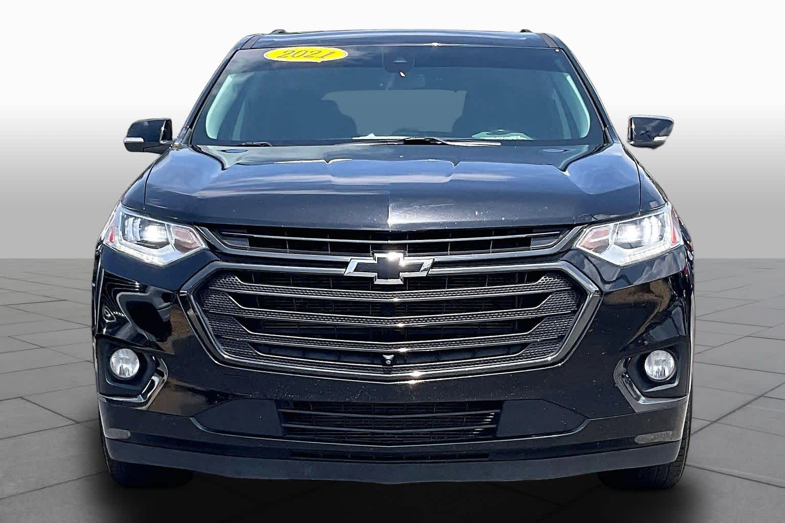 Used 2021 MOSAIC BLACK METALLIC Chevrolet Premier image 4