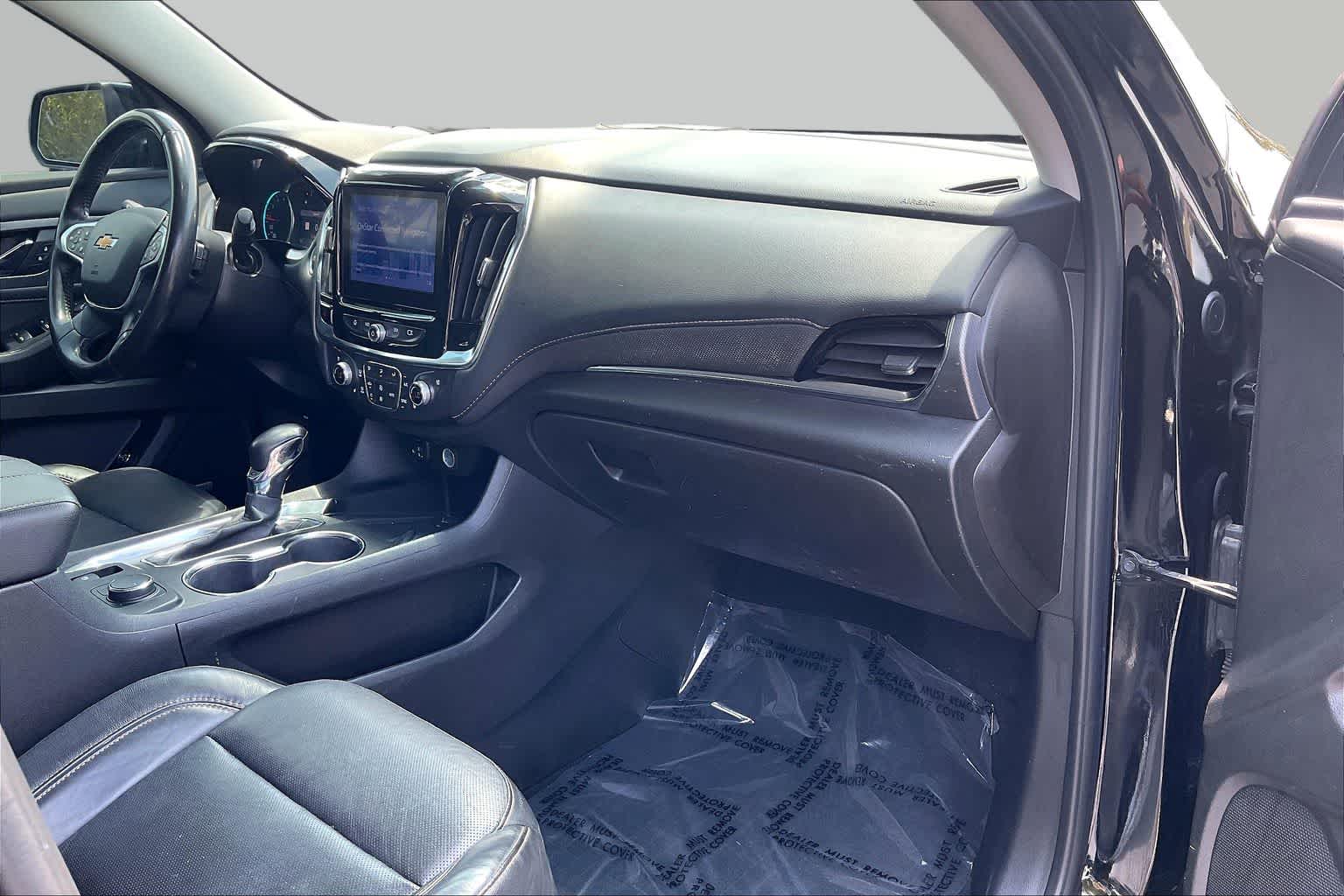 Used 2021 MOSAIC BLACK METALLIC Chevrolet Premier image 16