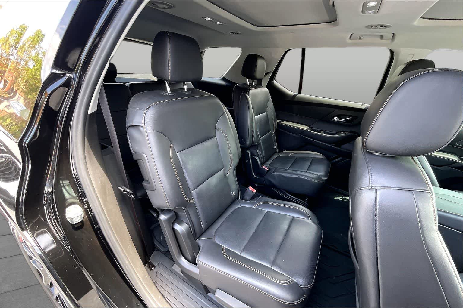 Used 2021 MOSAIC BLACK METALLIC Chevrolet Premier image 26