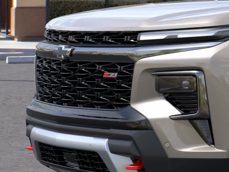 New 2027 Sandstone Gray Chevrolet Z71 image 13
