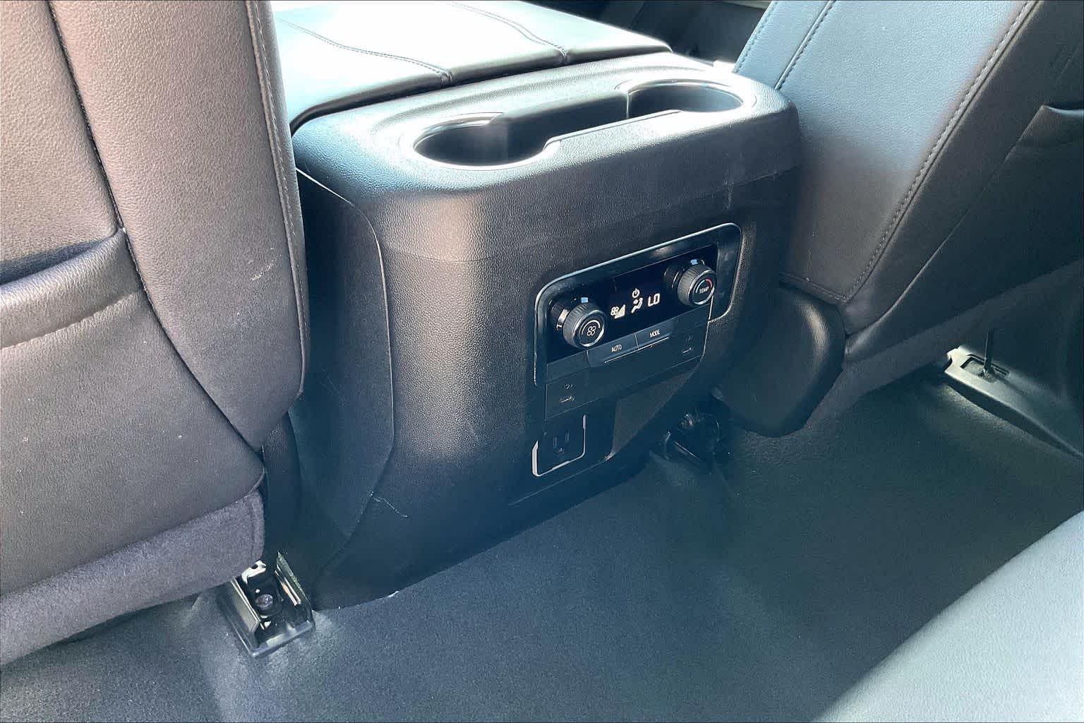 Used 2025 Sterling Gray Metallic Chevrolet LT image 34