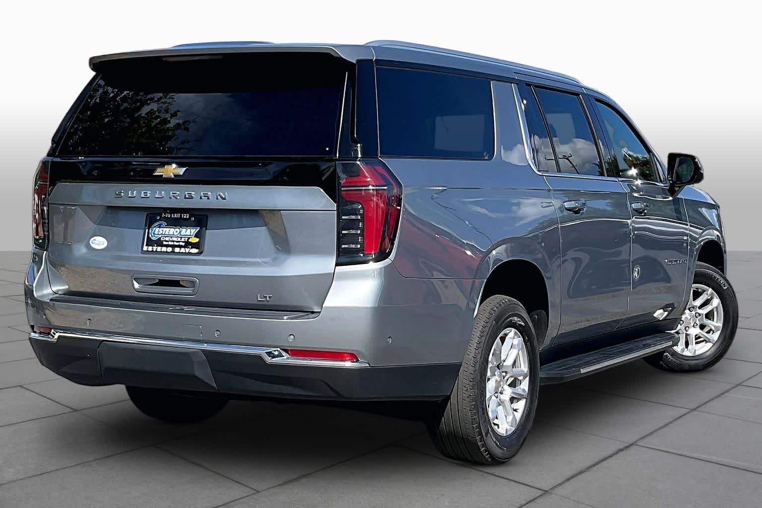 Used 2025 Sterling Gray Metallic Chevrolet LT image 13