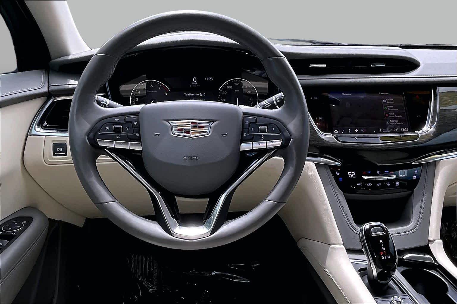 Pre-Owned 2021 Cadillac XT6 Premium Luxury