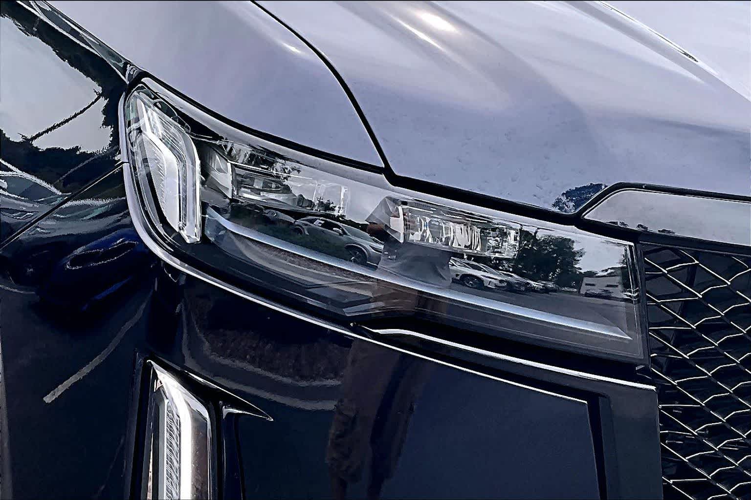 Used 2024 Dark Moon Blue Metallic Cadillac Sport Platinum image 27