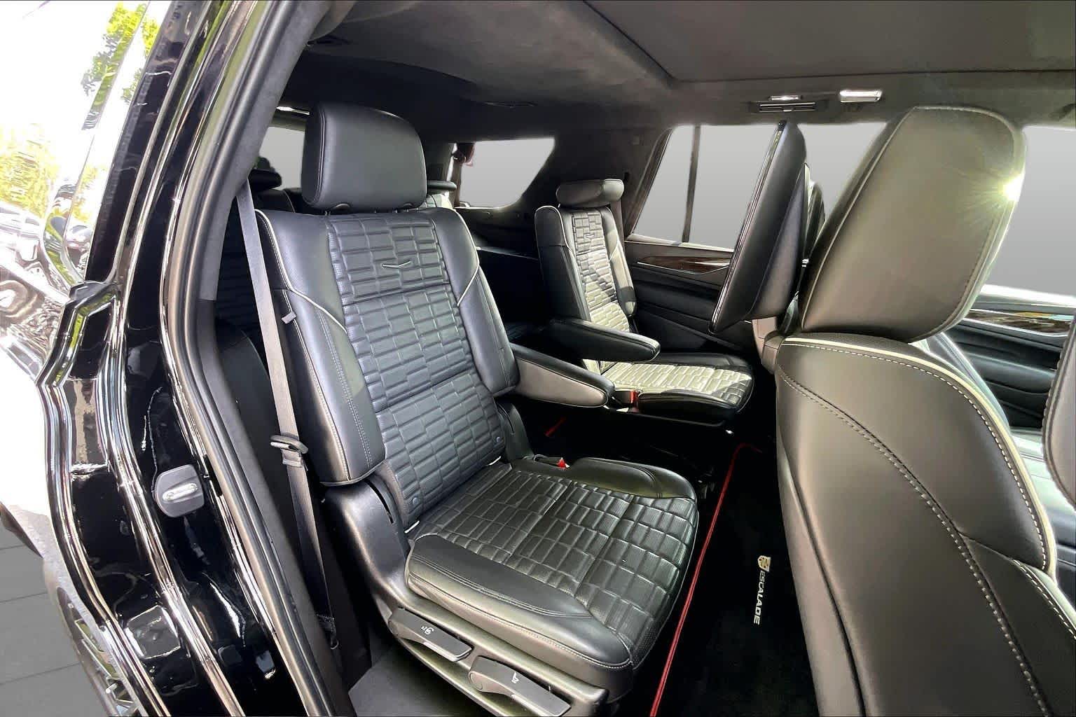 Used 2021 BLACK RAVEN Cadillac Sport Platinum image 26