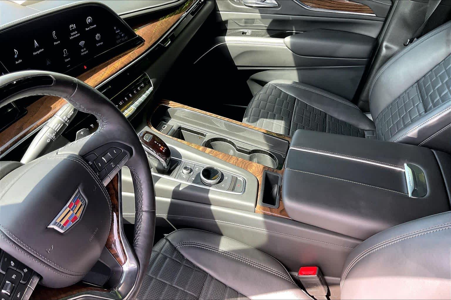 Used 2021 BLACK RAVEN Cadillac Sport Platinum image 17