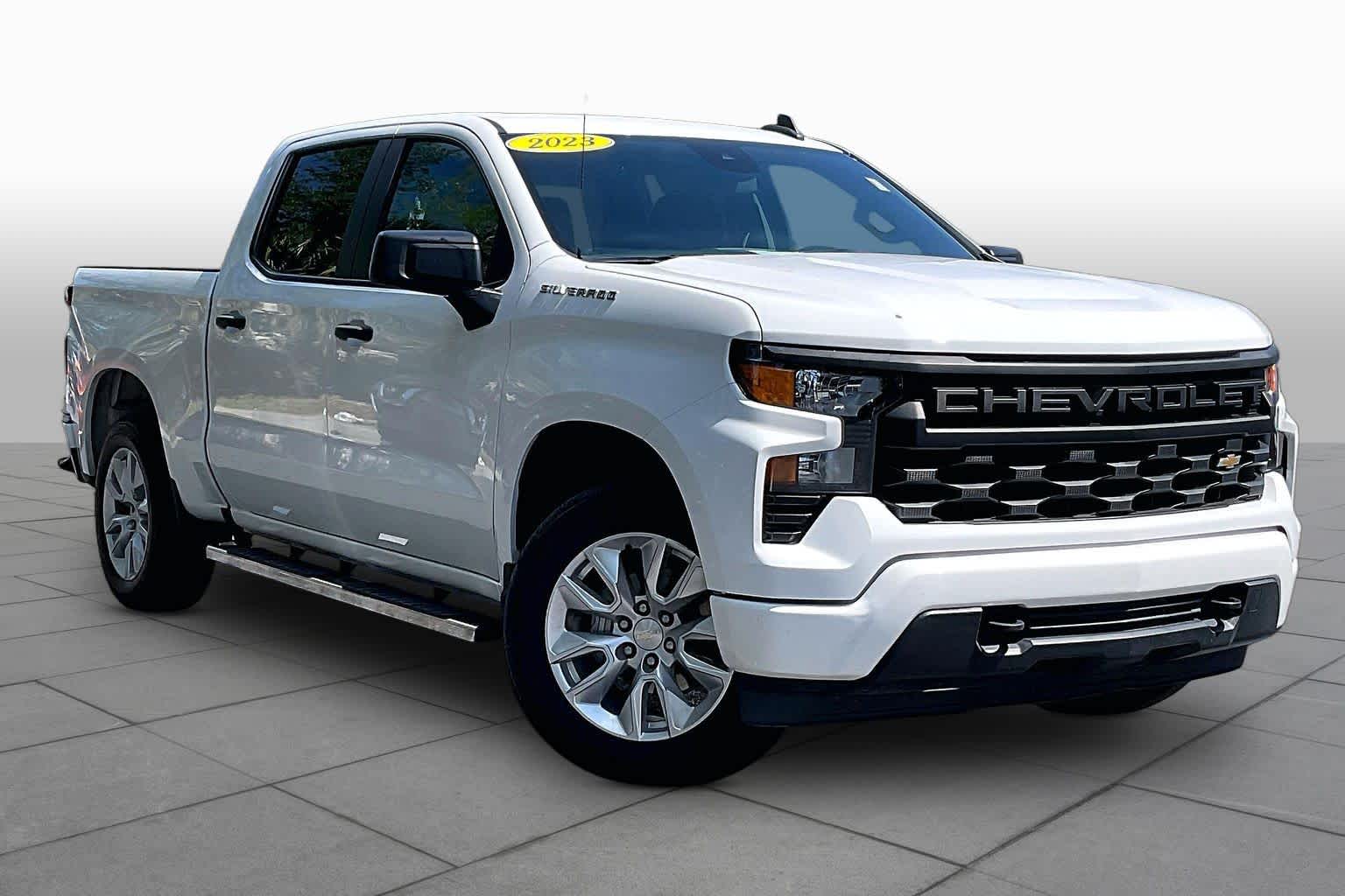 View vehicle photo 6