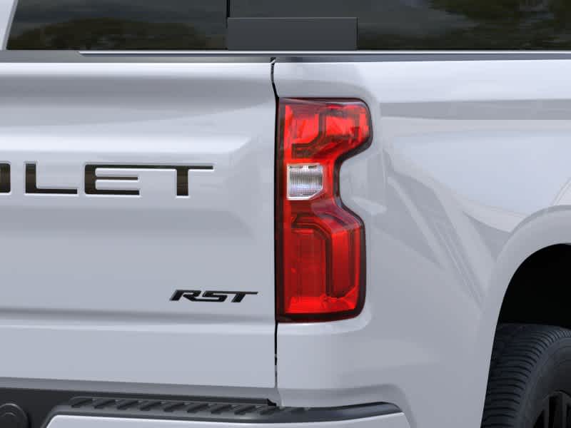 New 2026 Summit White Chevrolet RST image 11