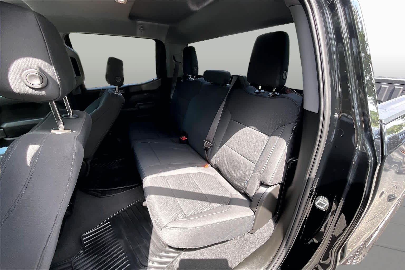 Used 2022 Black Chevrolet Custom image 25
