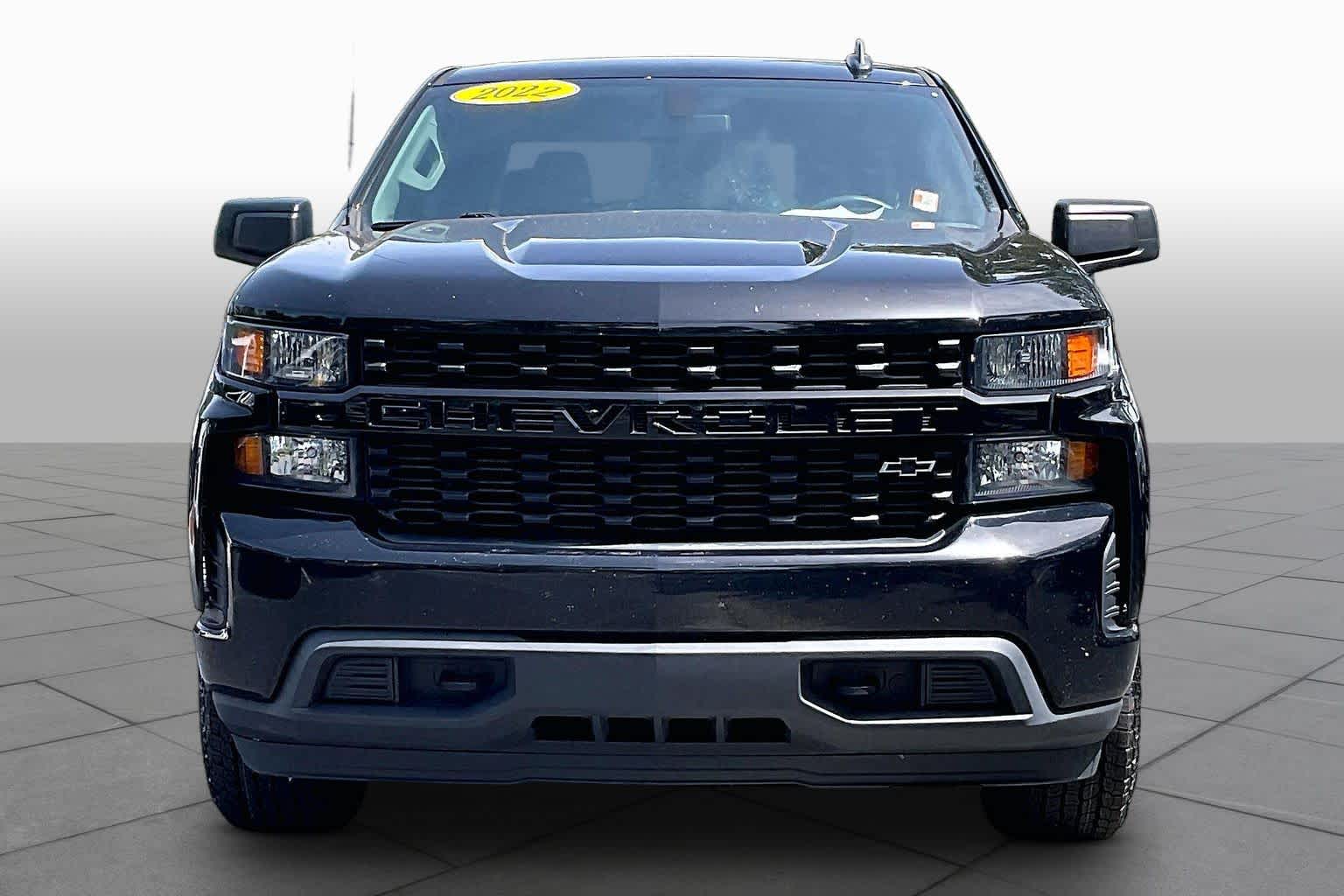 Used 2022 Black Chevrolet Custom image 4