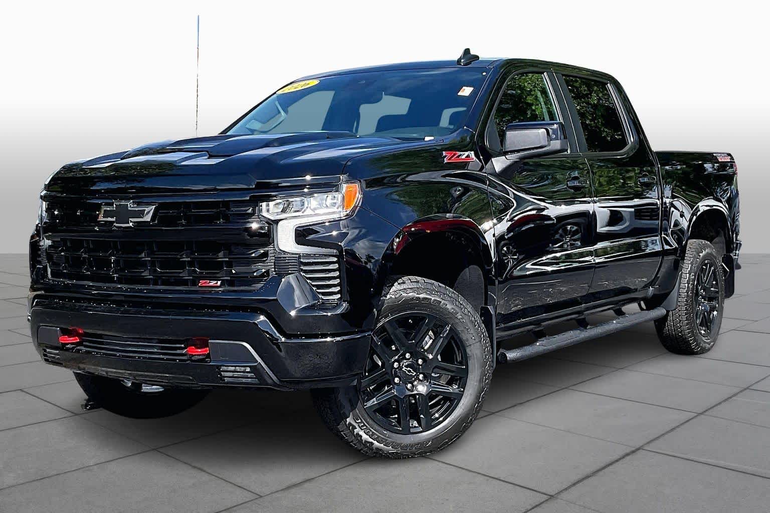 View vehicle photo 2