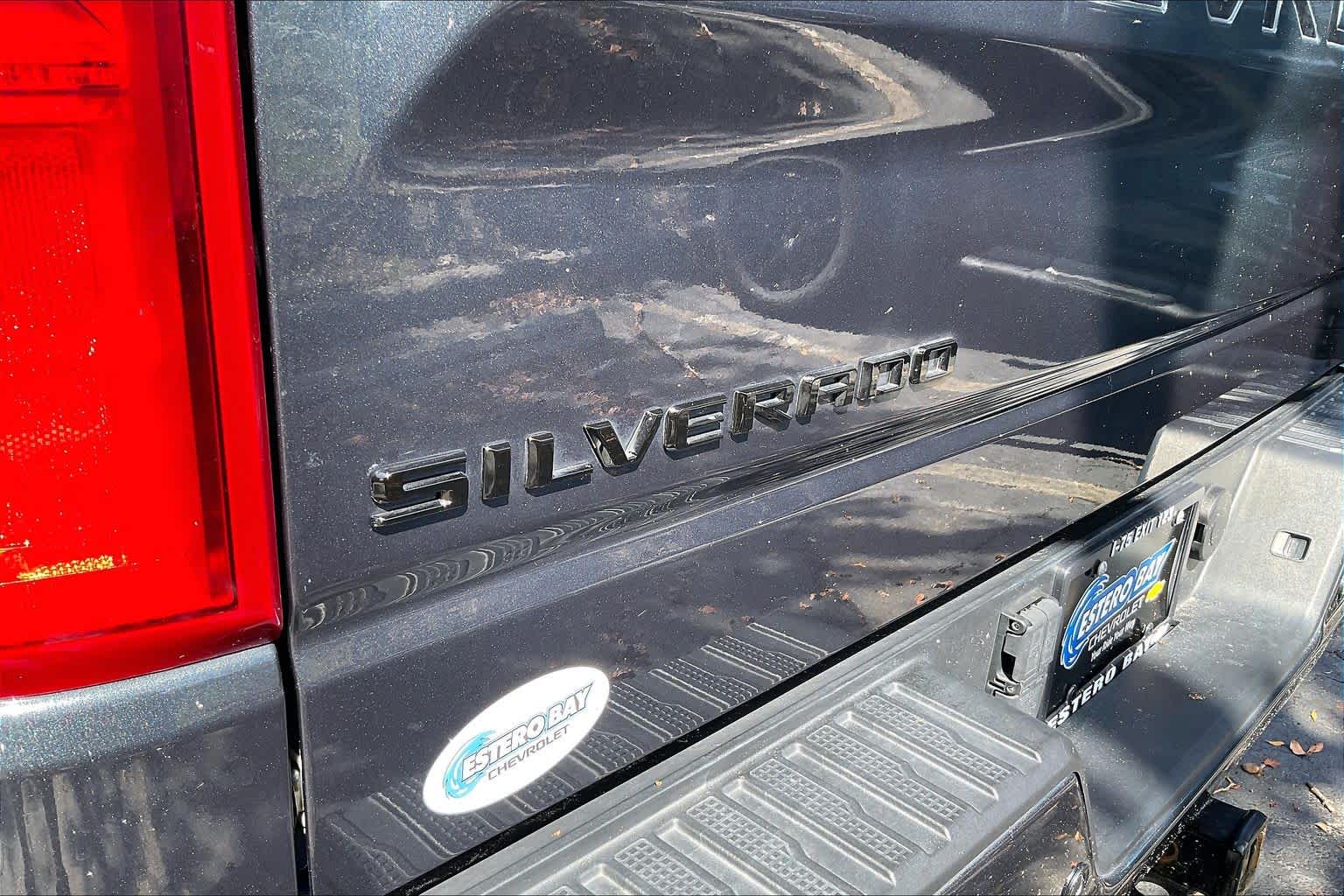 Used 2020 SHADOW GRAY METALLIC Chevrolet RST image 9