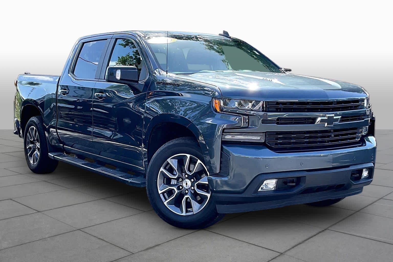 Used 2020 SHADOW GRAY METALLIC Chevrolet RST image 3