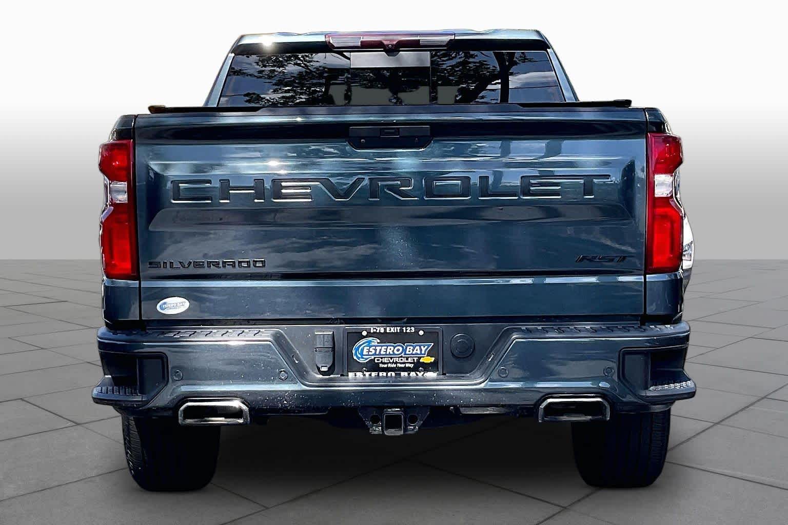 Used 2020 SHADOW GRAY METALLIC Chevrolet RST image 5