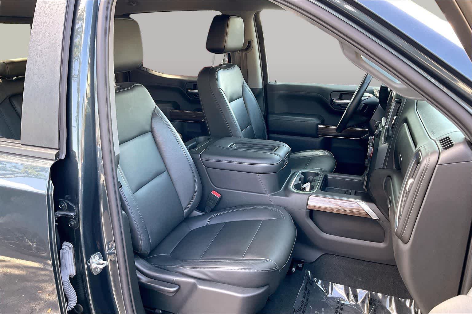 Used 2020 SHADOW GRAY METALLIC Chevrolet RST image 8