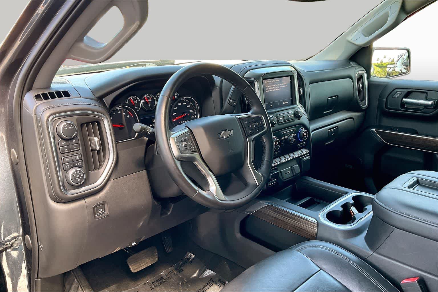 Used 2020 SHADOW GRAY METALLIC Chevrolet RST image 14