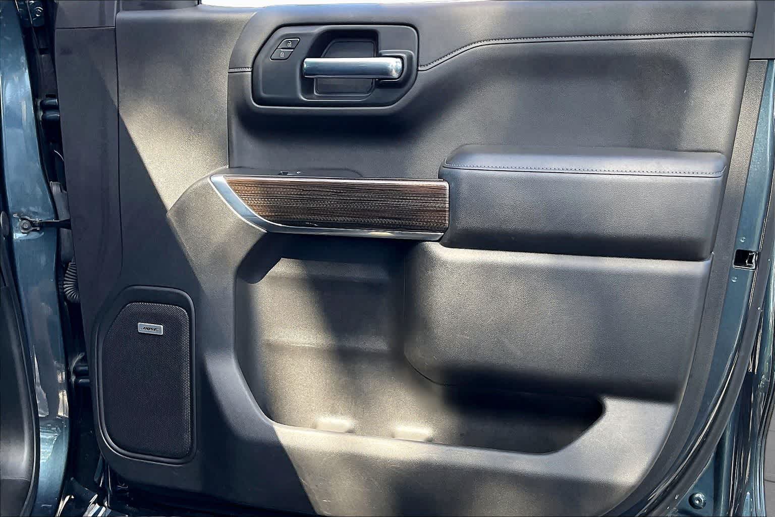 Used 2020 SHADOW GRAY METALLIC Chevrolet RST image 23