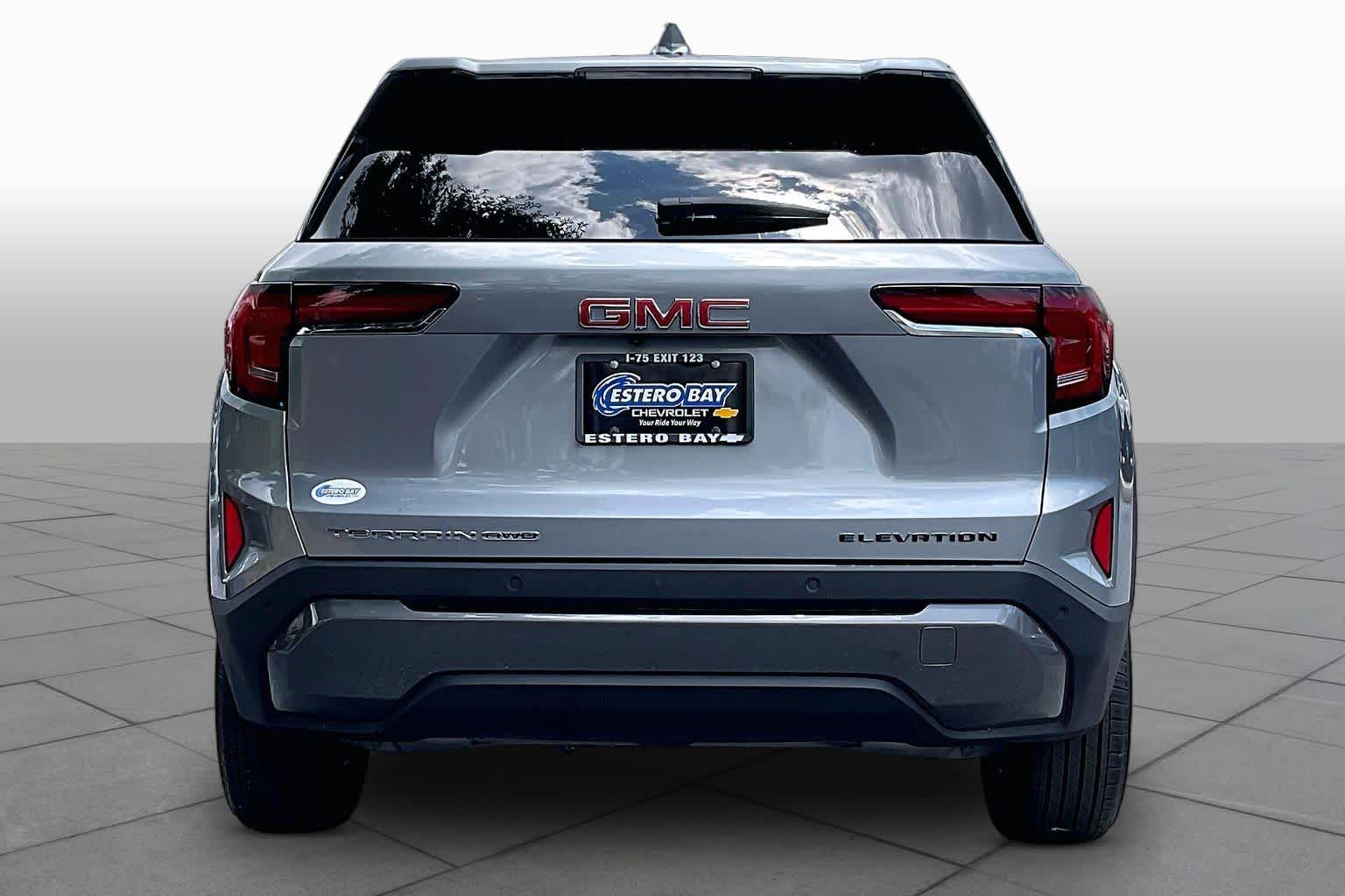 Used 2026 Sterling Metallic GMC Elevation image 5