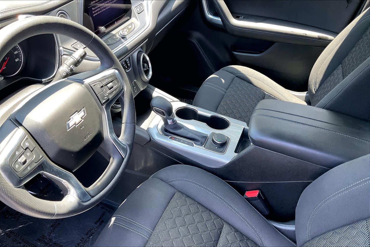 Used 2021 SUMMIT WHITE Chevrolet LT image 17